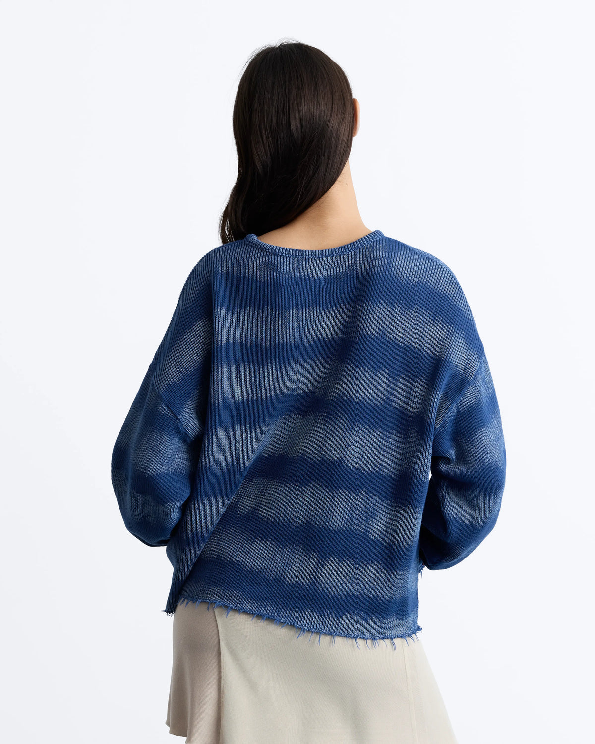 WOMAN [Model is 176 cm / 5’9” wearing size S]