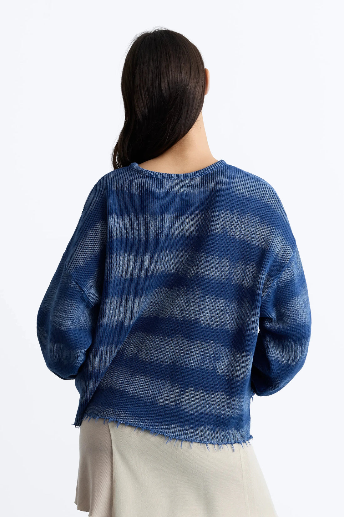 WOMAN [Model is 176 cm / 5’9” wearing size S]
