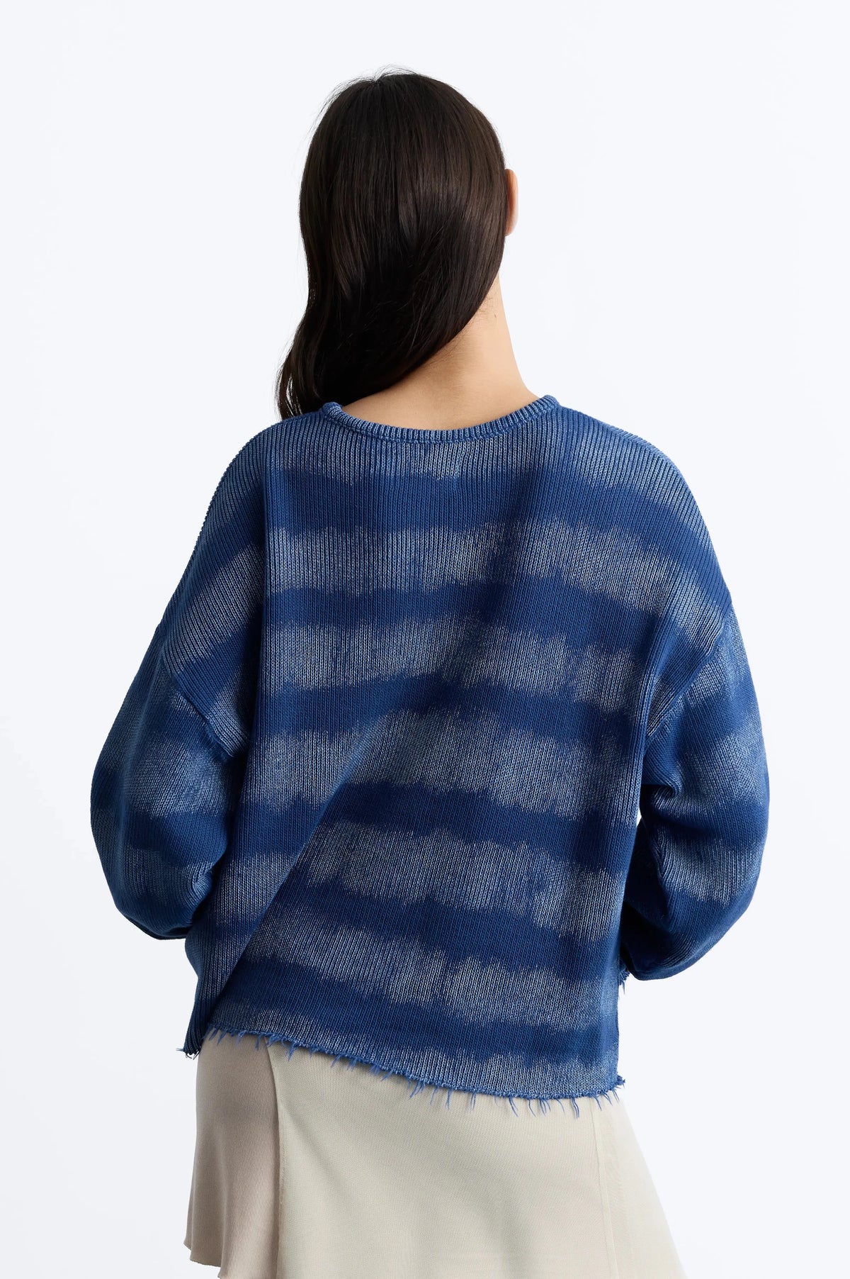 WOMAN [Model is 176 cm / 5’9” wearing size S]