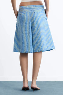 WOMAN [Model is 176 cm / 5’9” wearing size S]
