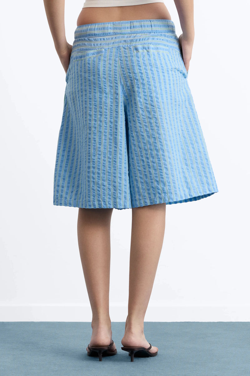 WOMAN [Model is 176 cm / 5’9” wearing size S]