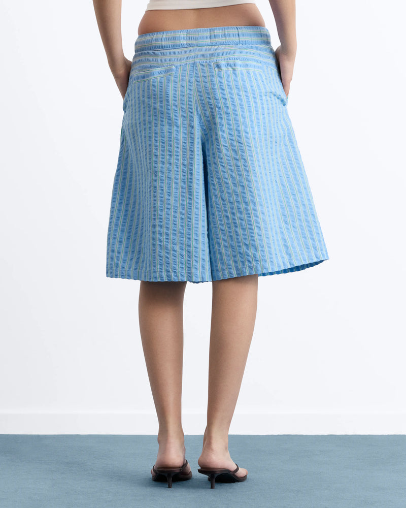 WOMAN [Model is 176 cm / 5’9” wearing size S]