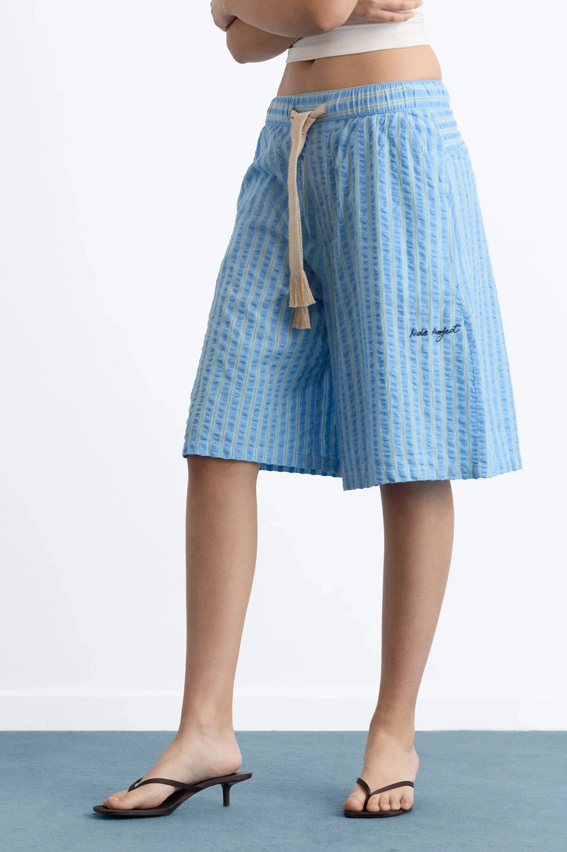 WOMAN [Model is 176 cm / 5’9” wearing size S]