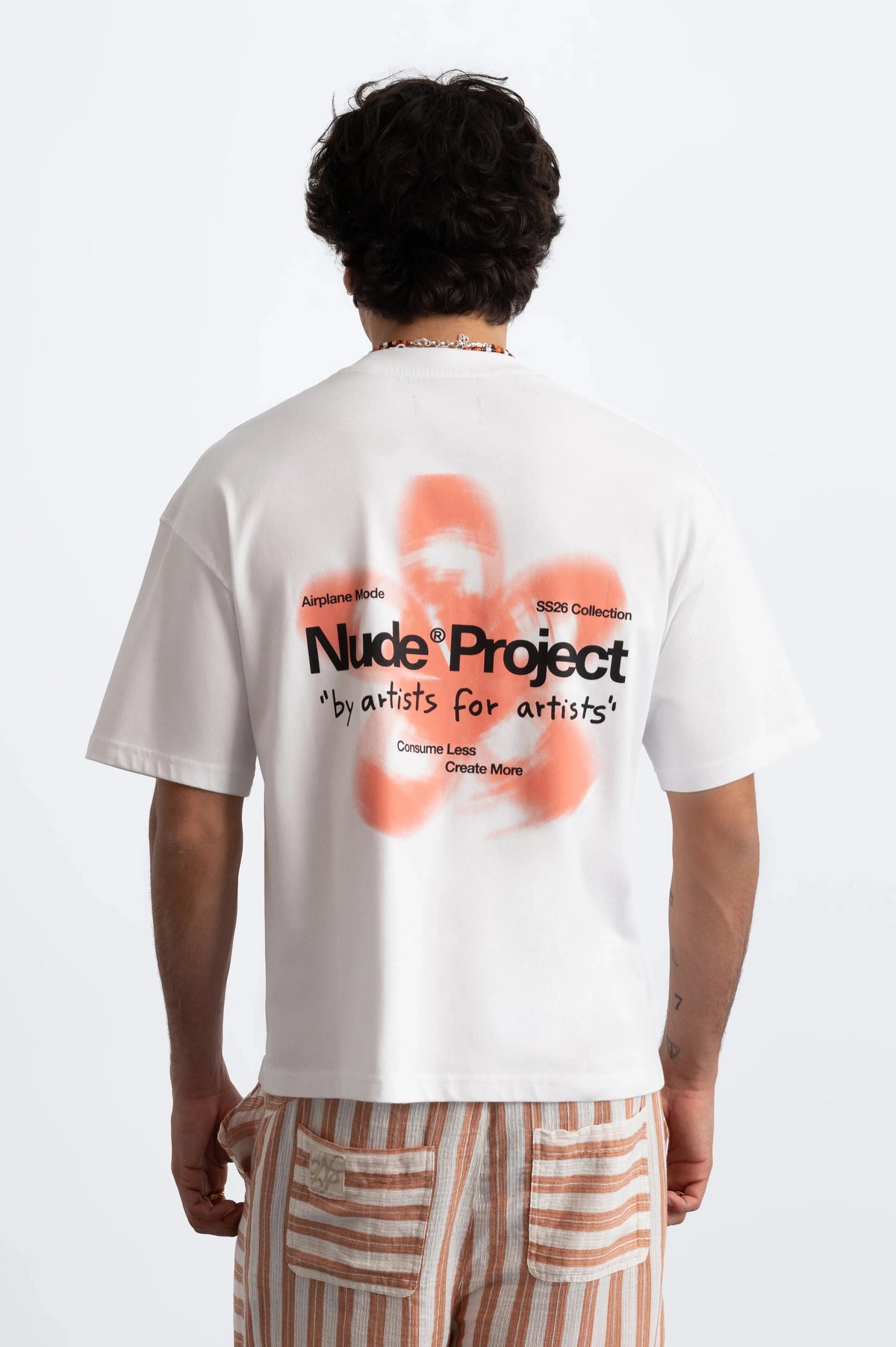 Jave Tee White
