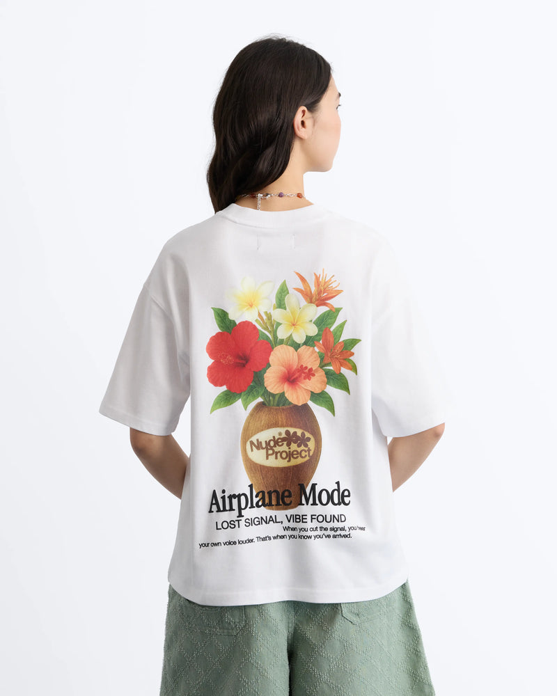 WOMAN [Model is 176 cm / 5’9” wearing size S]