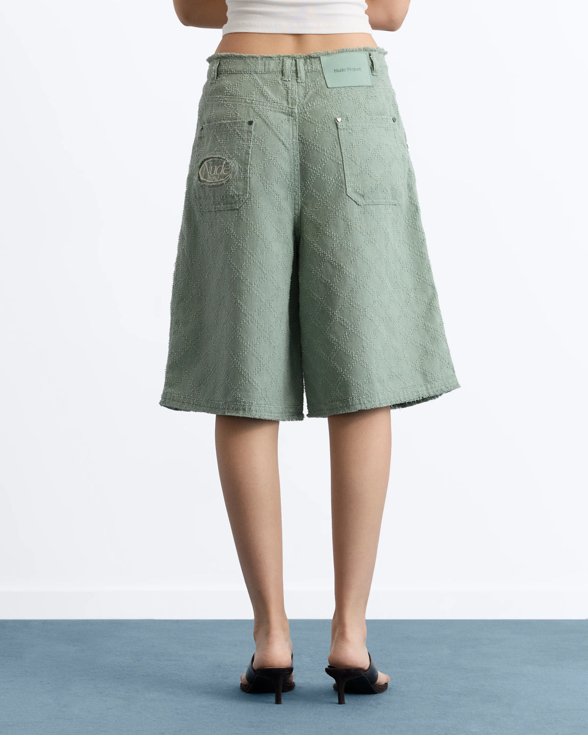 WOMAN [Model is 176 cm / 5’9” wearing size S]