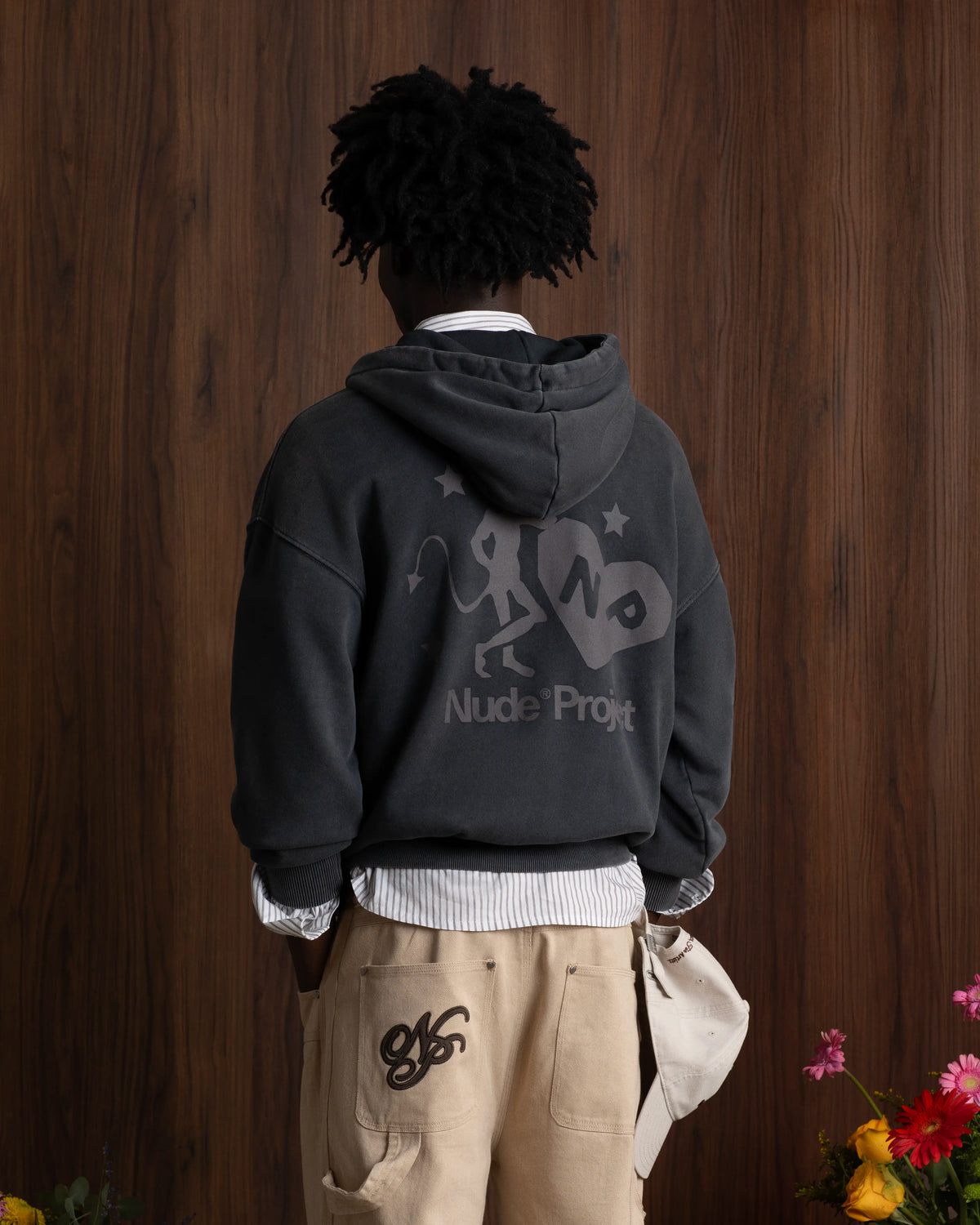 MAN [Model is 189cm/6'2” wearing size M]