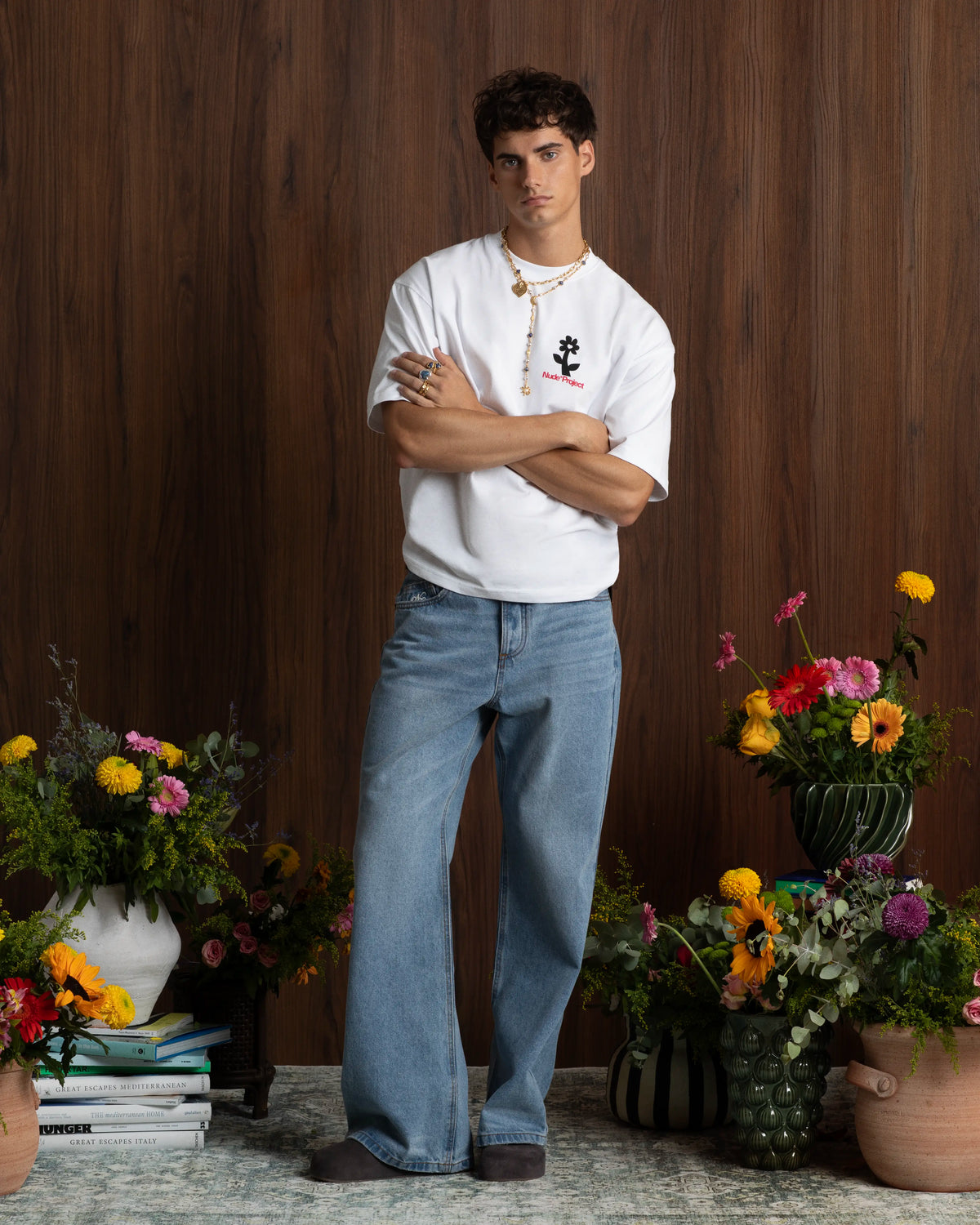 MAN [Model is 1.85 m / 6’1” wearing size M]