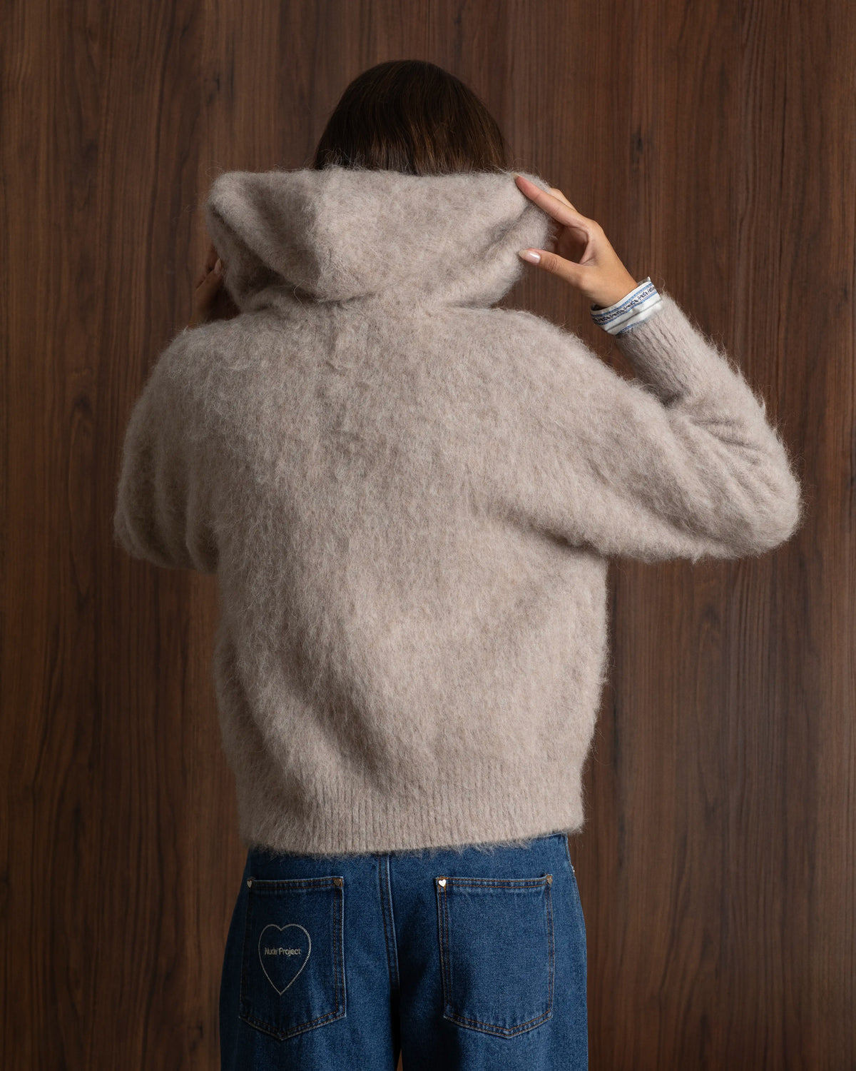 WOMAN [Model is 1.82 m / 5’11" wearing size M]