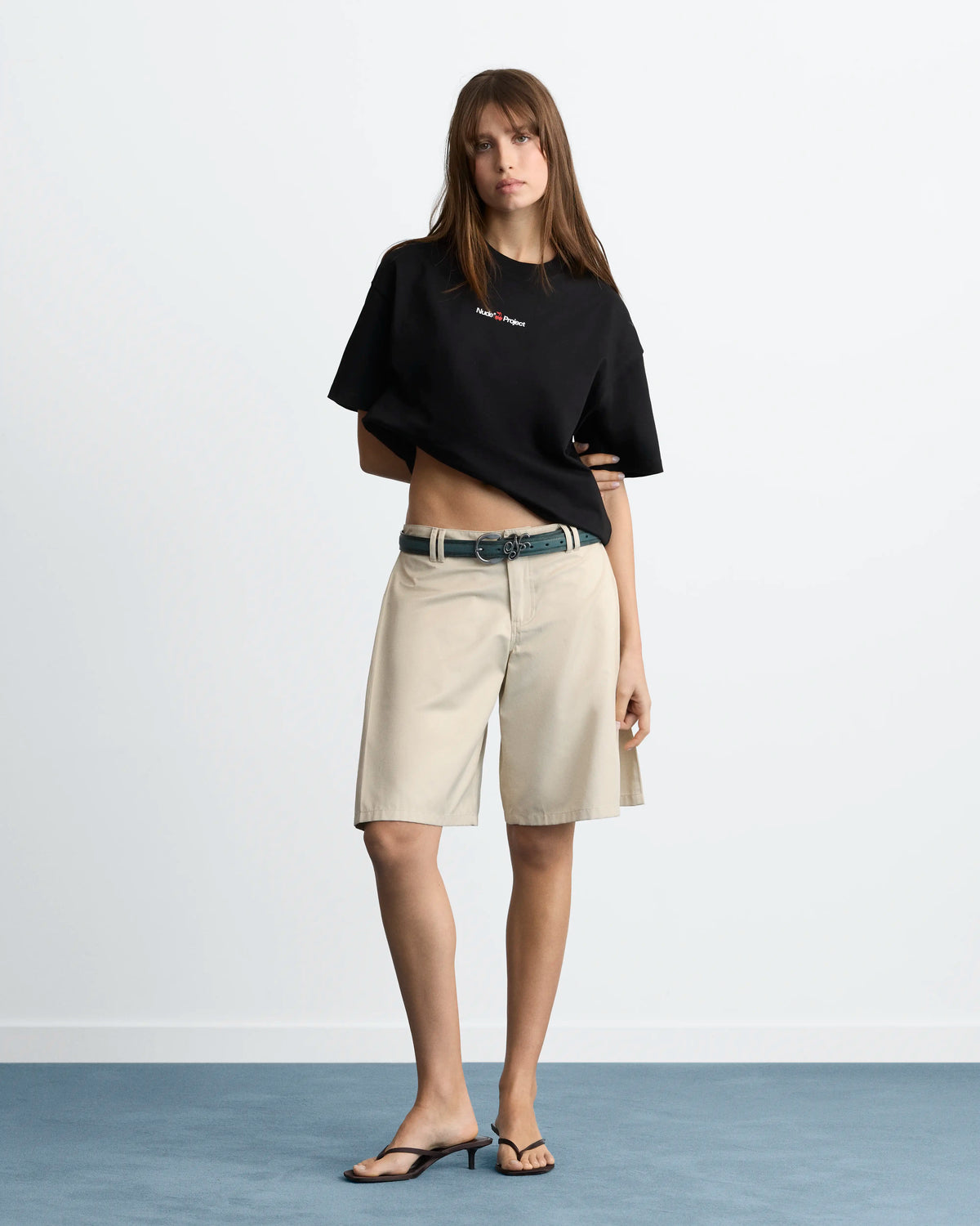 WOMAN [Model is 173 cm / 5’8” wearing size S]