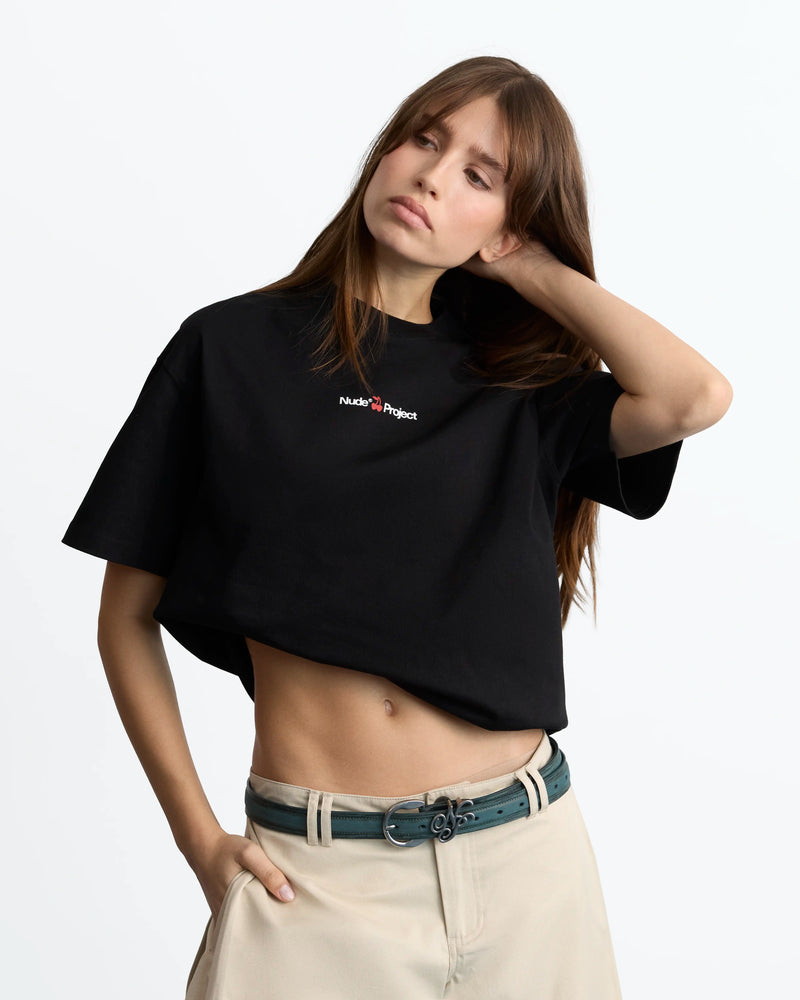 WOMAN [Model is 173 cm / 5’8” wearing size S]