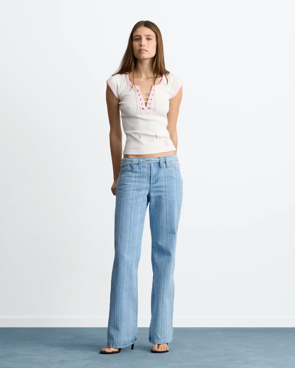 WOMAN [Model is 173 cm / 5’8” wearing size S]