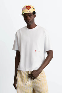 MAN [Model is 188 cm / 6’2” wearing size M]