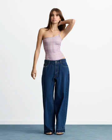 WOMAN [Model is 173 cm / 5’8” wearing size S]