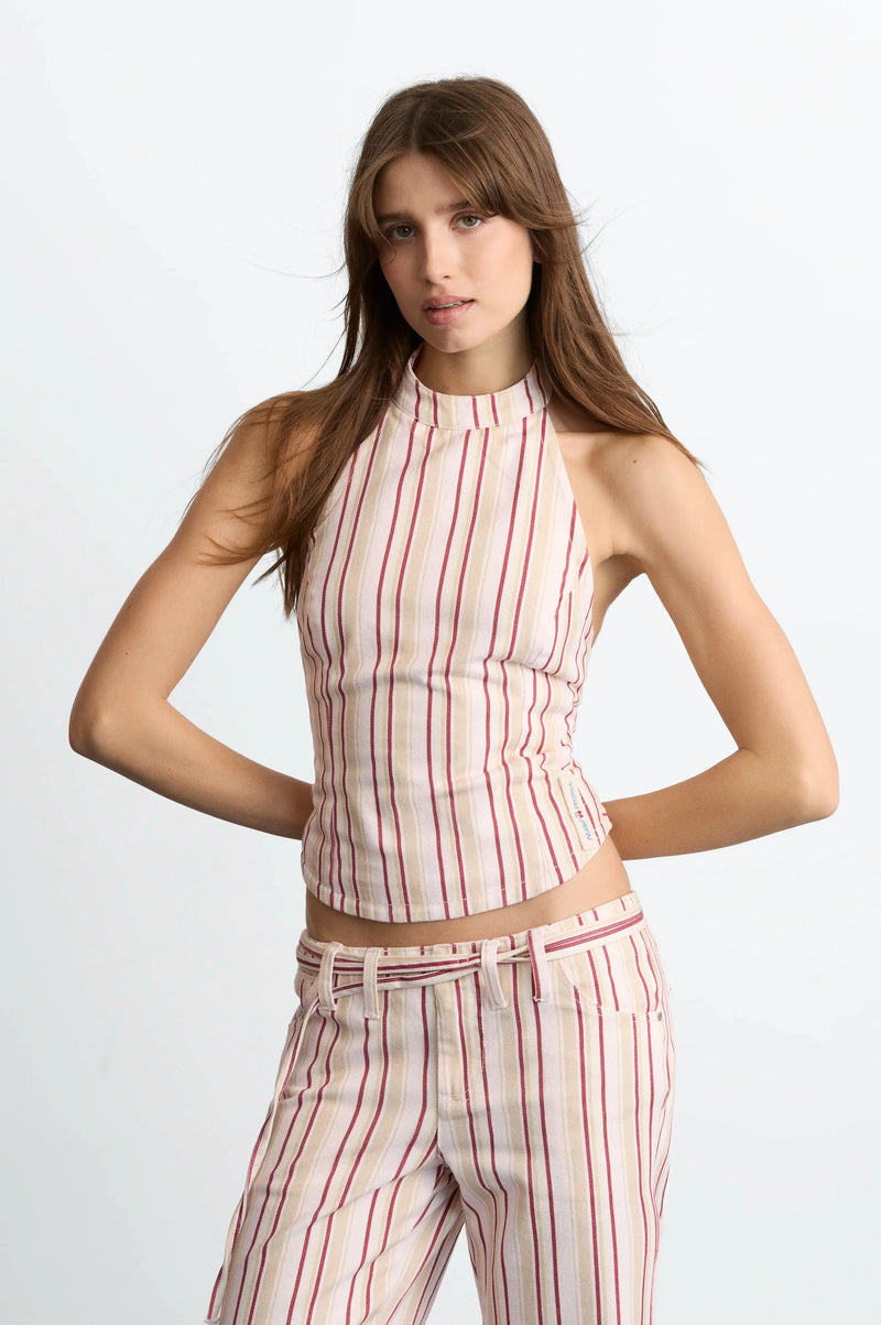 WOMAN [Model is 173 cm / 5’8” wearing size S]