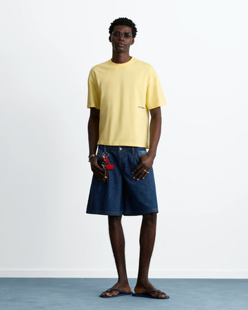 MAN [Model is 188 cm / 6’2” wearing size M]