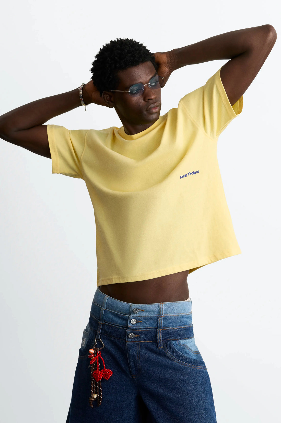 MAN [Model is 188 cm / 6’2” wearing size M]