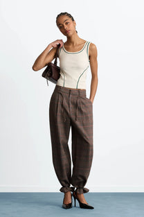 WOMAN [Model is 177 cm / 5’10” wearing size S]