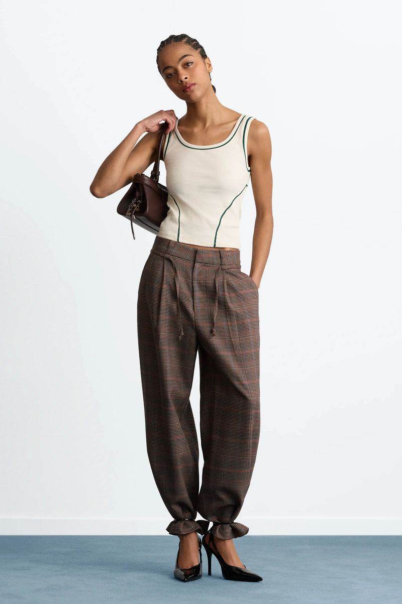 WOMAN [Model is 177 cm / 5’10” wearing size S]