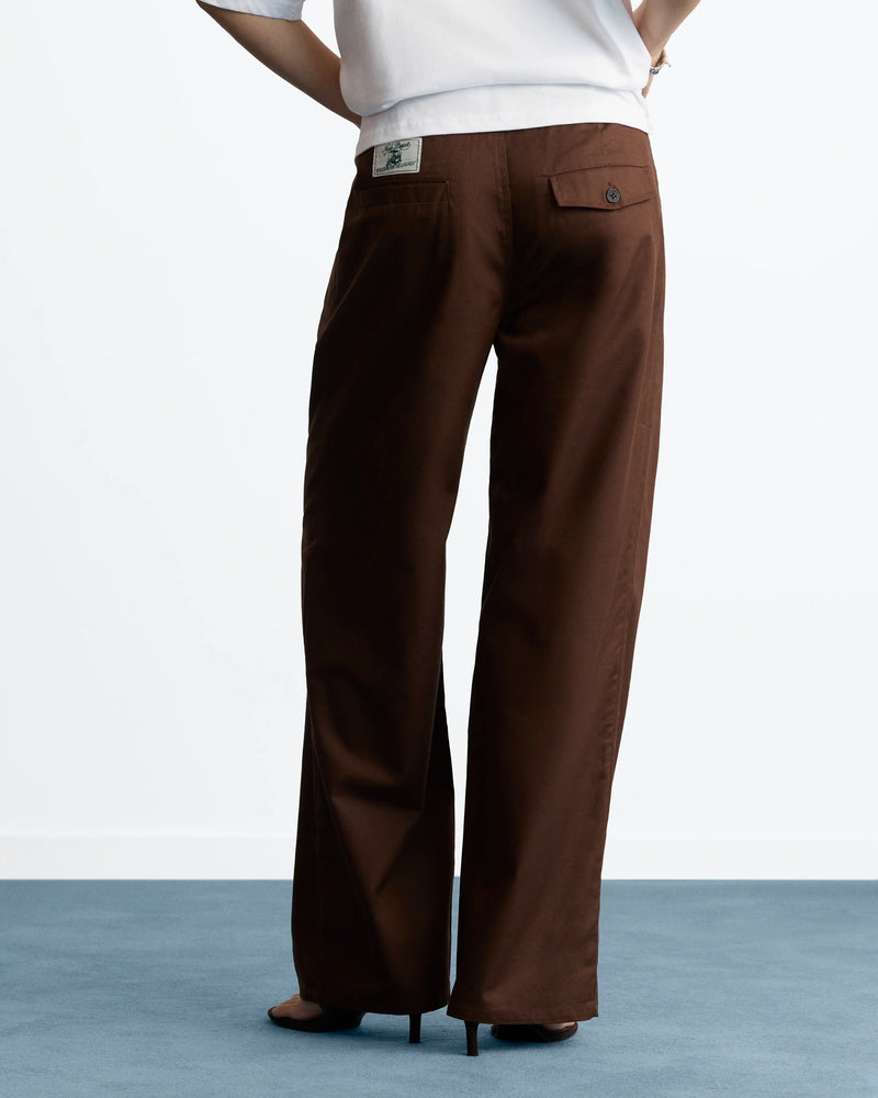 WOMAN [Model is 173 cm / 5’8” wearing size 36]