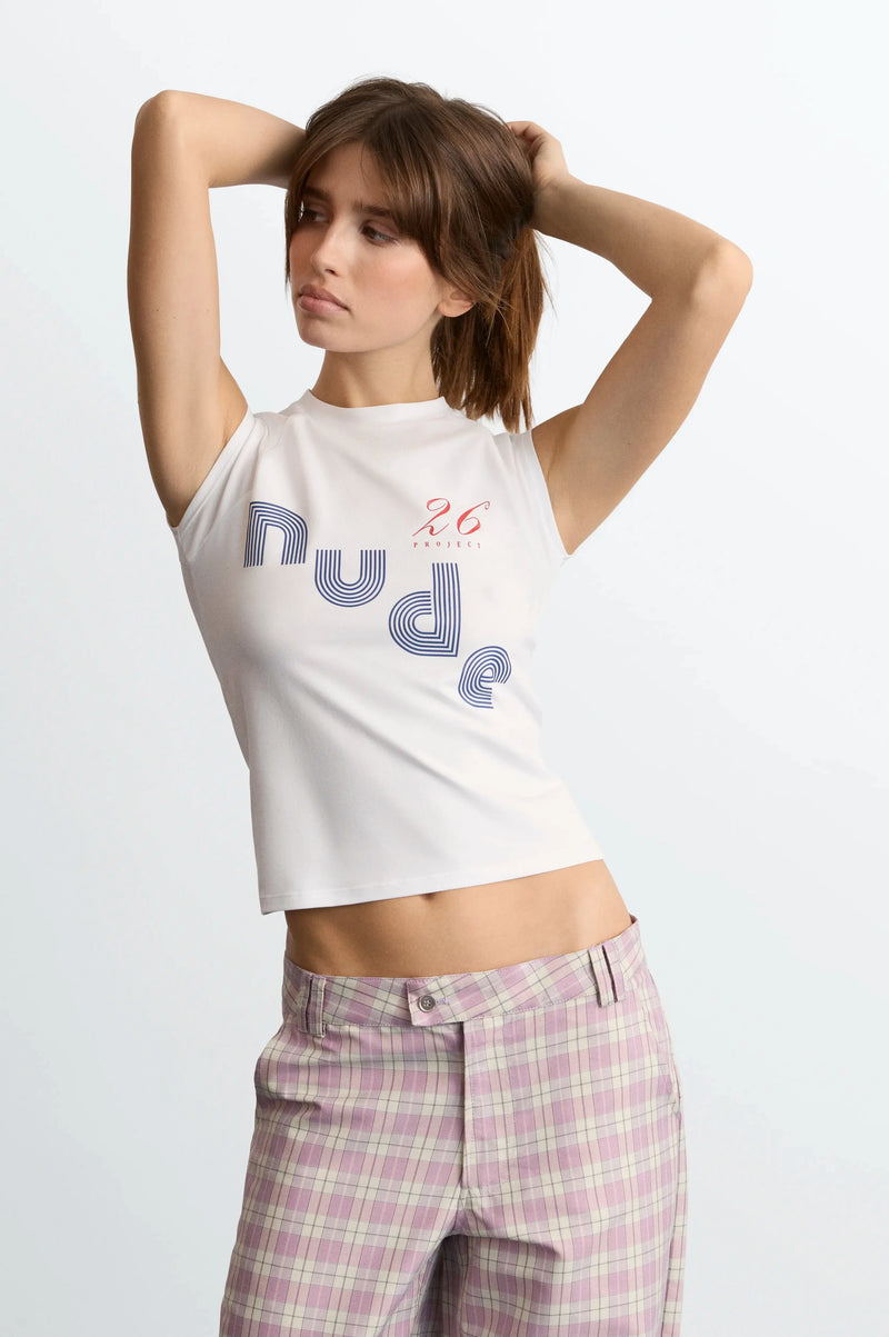 WOMAN [Model is 173 cm / 5’8” wearing size S]