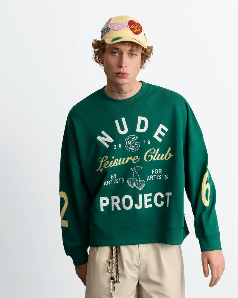 MAN [Model is 190 cm / 6’3” wearing size L]