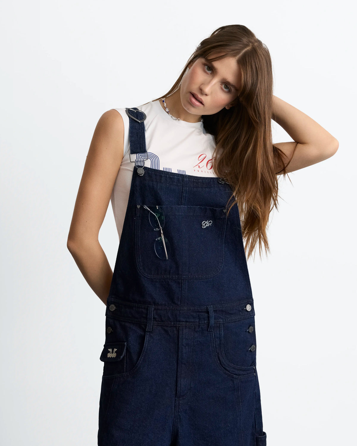 WOMAN [Model is 173 cm / 5’8” wearing size S]