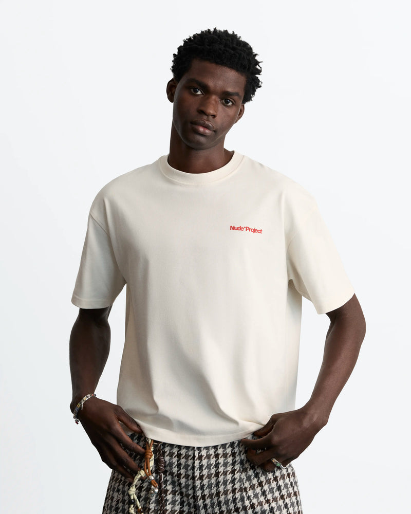 MAN [Model is 188 cm / 6’2” wearing size M]