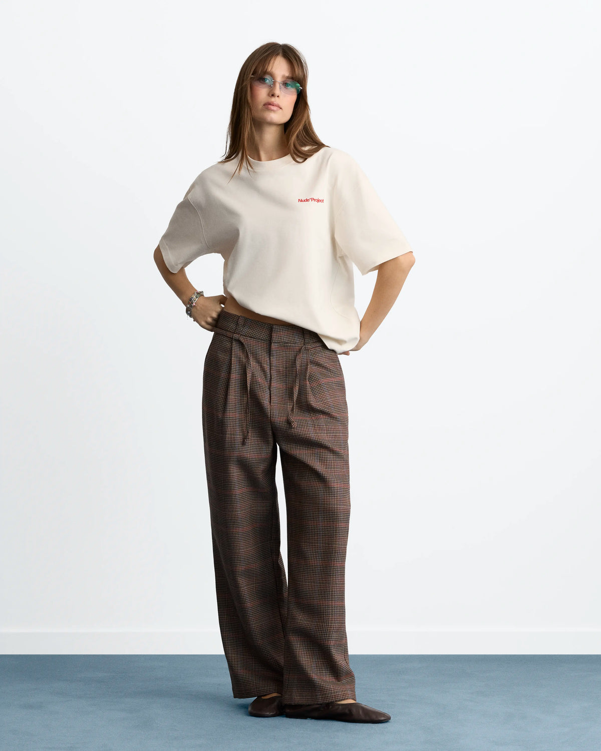 WOMAN [Model is 173 cm / 5’8” wearing size S]