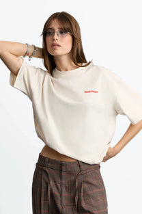 WOMAN [Model is 173 cm / 5’8” wearing size S]