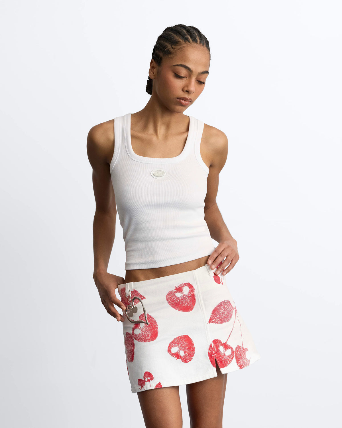 WOMAN [Model is 177 cm / 5’10” wearing size S]