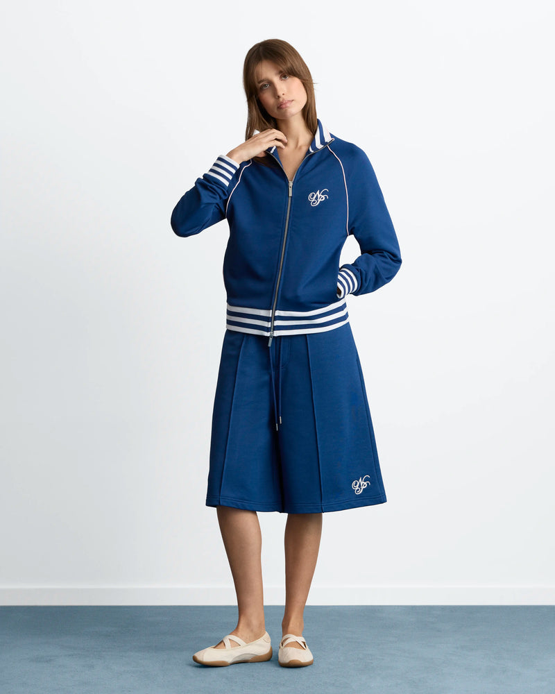 WOMAN [Model is 173 cm / 5’8” wearing size S]