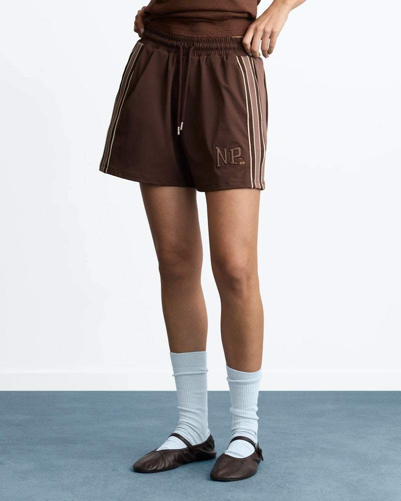 WOMAN [Model is 173 cm / 5’8” wearing size S]