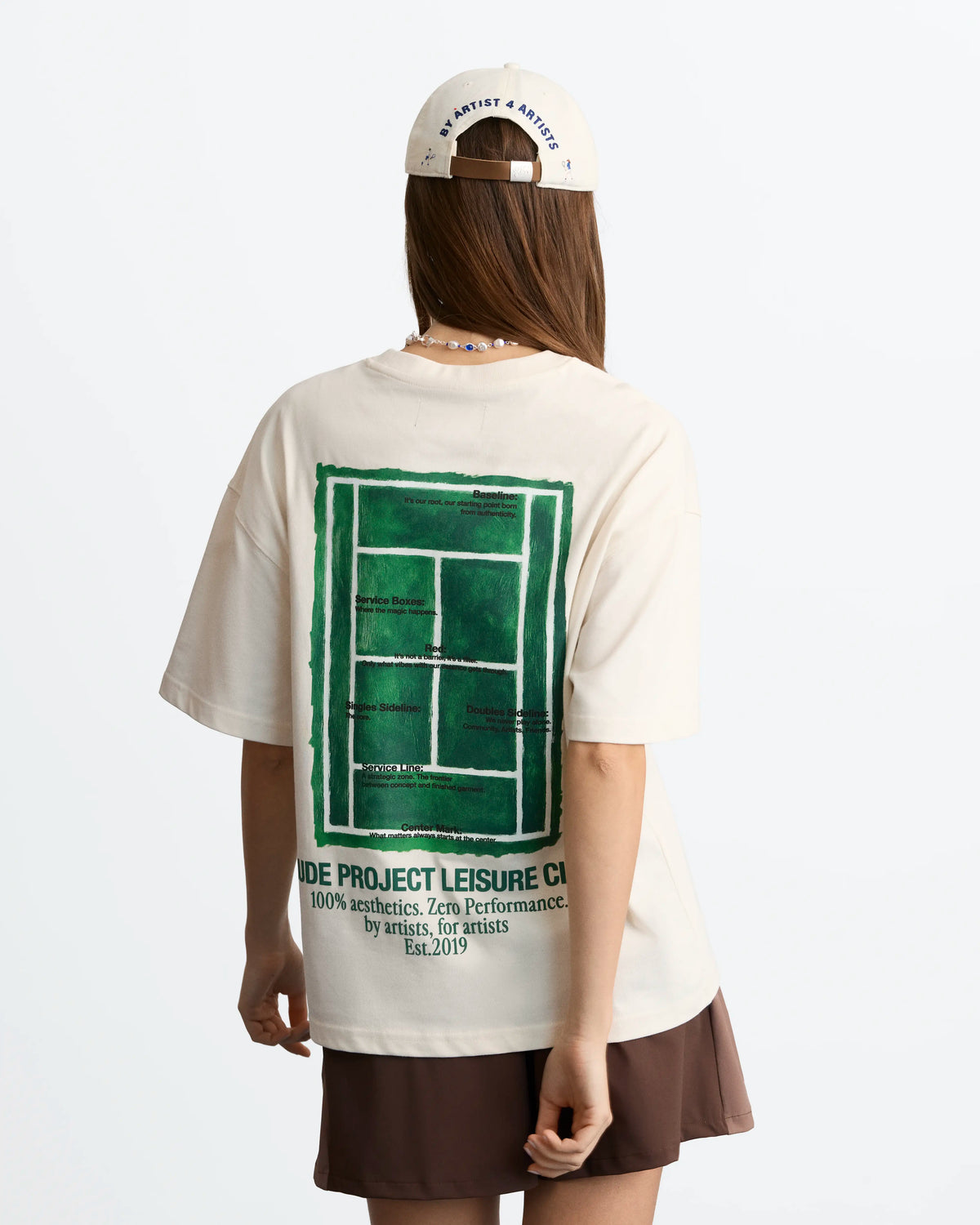 WOMAN [Model is 173 cm / 5’8” wearing size S]