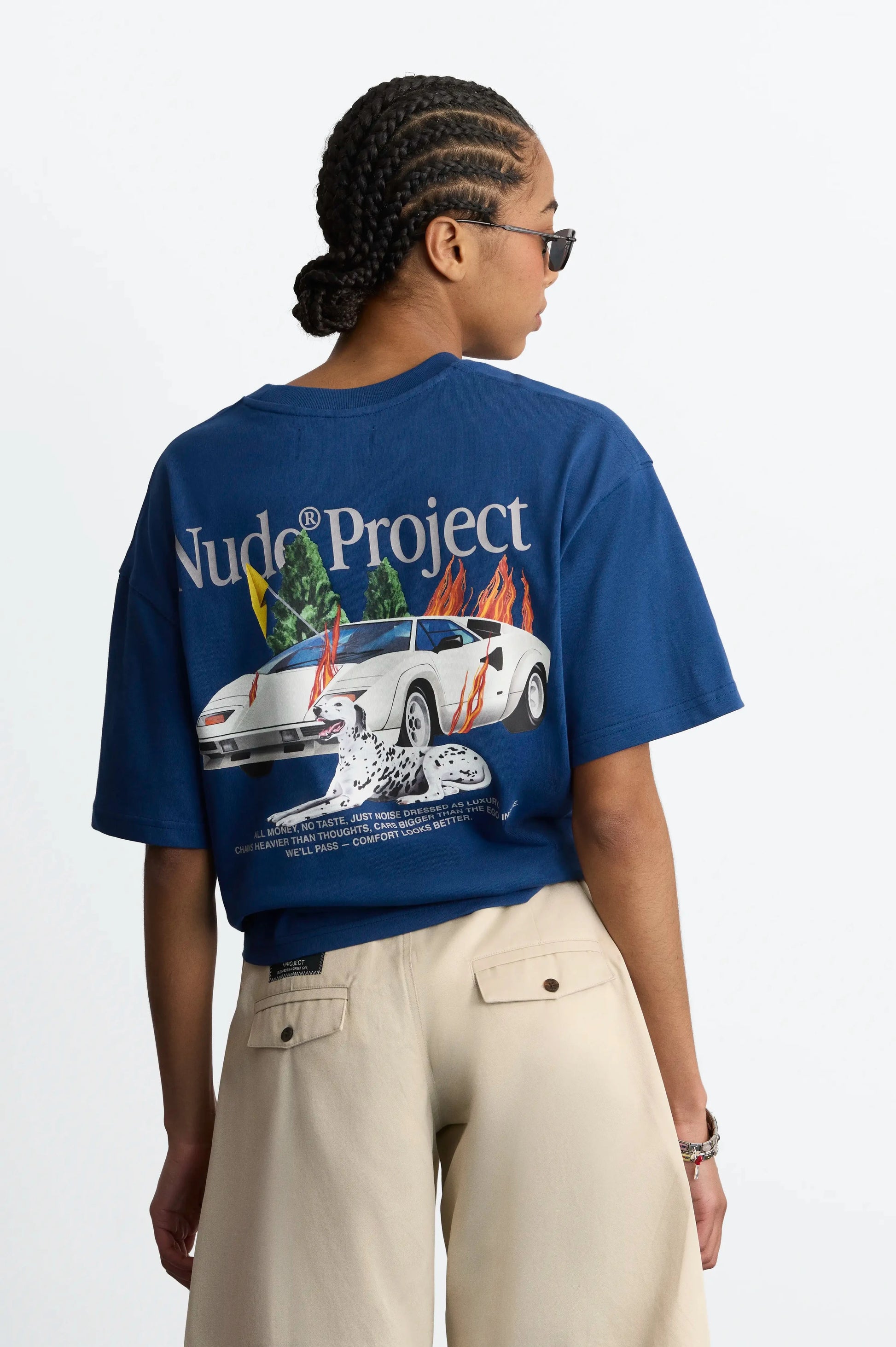 WOMAN [Model is 177 cm / 5’10” wearing size S]