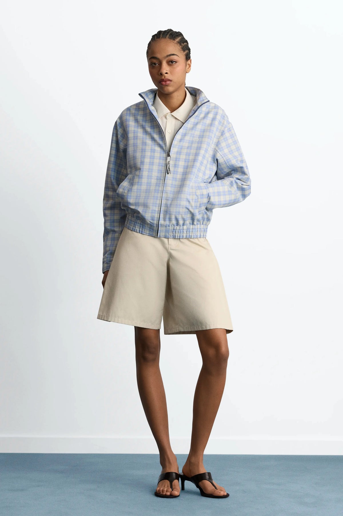 WOMAN [Model is 177 cm / 5’10” wearing size S]