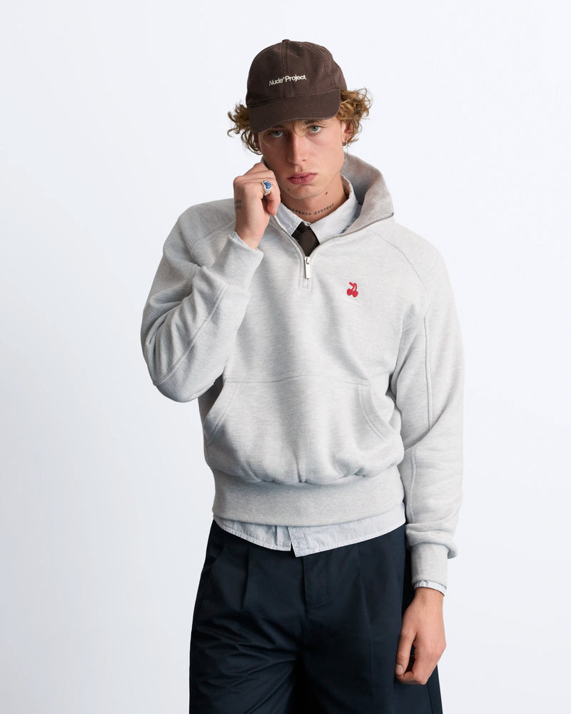 MAN [Model is 1.90m / 6’3” wearing size M]