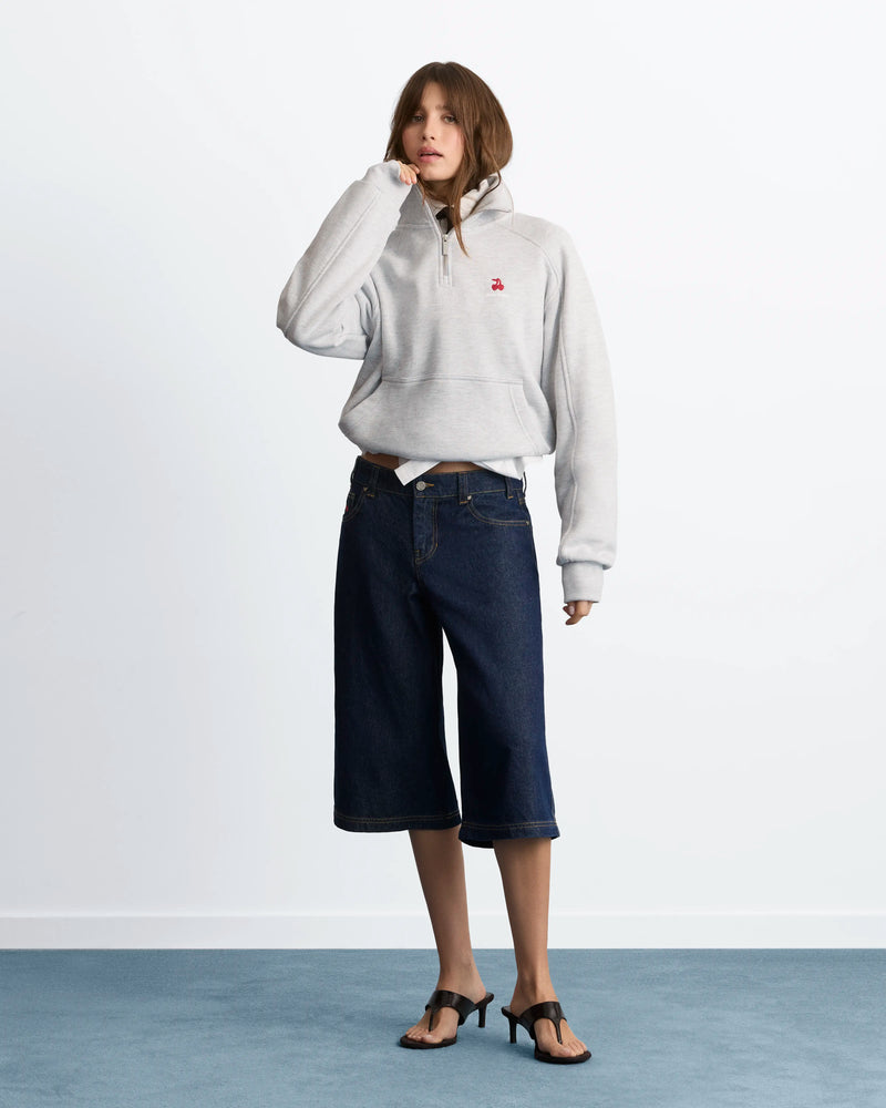 WOMAN [Model is 1.74m / 5’9” wearing size M]