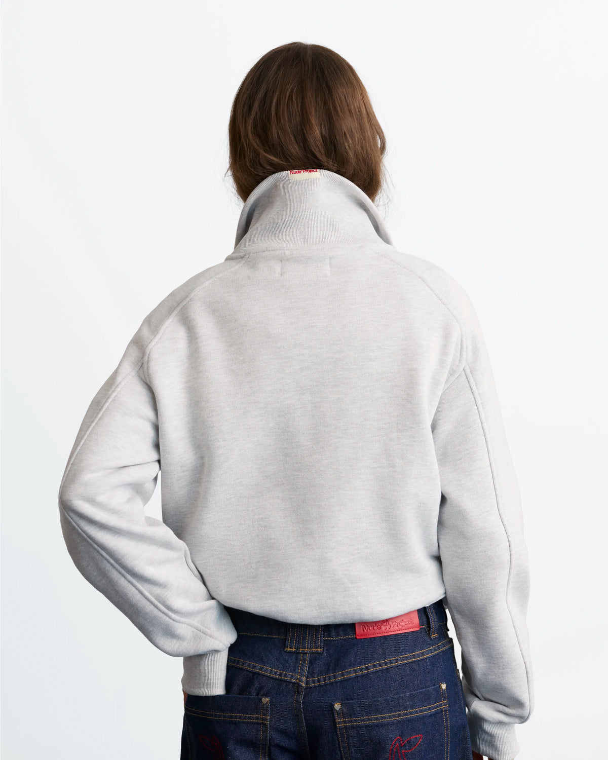 WOMAN [Model is 1.74m / 5’9” wearing size M]