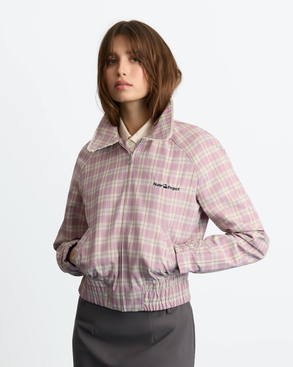 WOMAN [Model is 173 cm / 5’8” wearing size S]