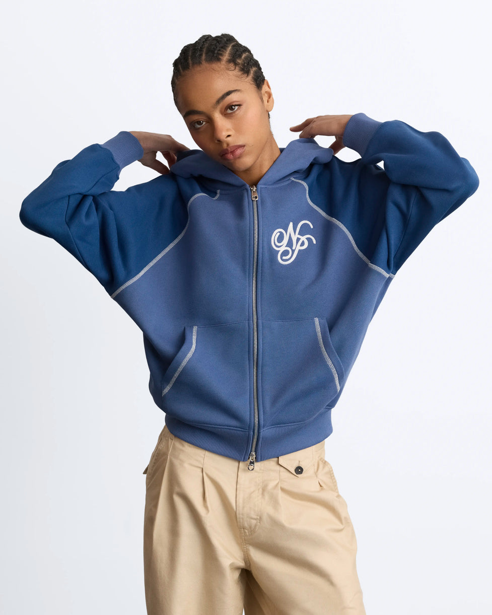 WOMAN [Model is 1.77m / 5’10” wearing size S]