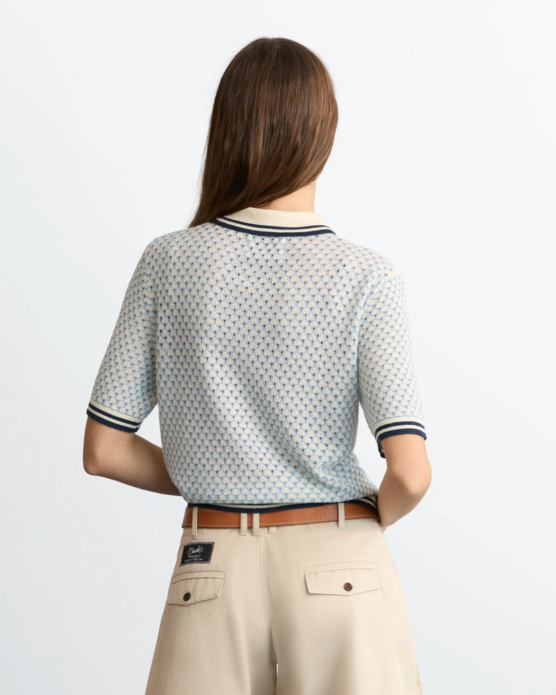 WOMAN [Model is 173 cm / 5’8” wearing size S]