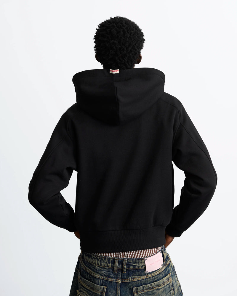 MAN [Model is 1.88m / 6’2” wearing size M]