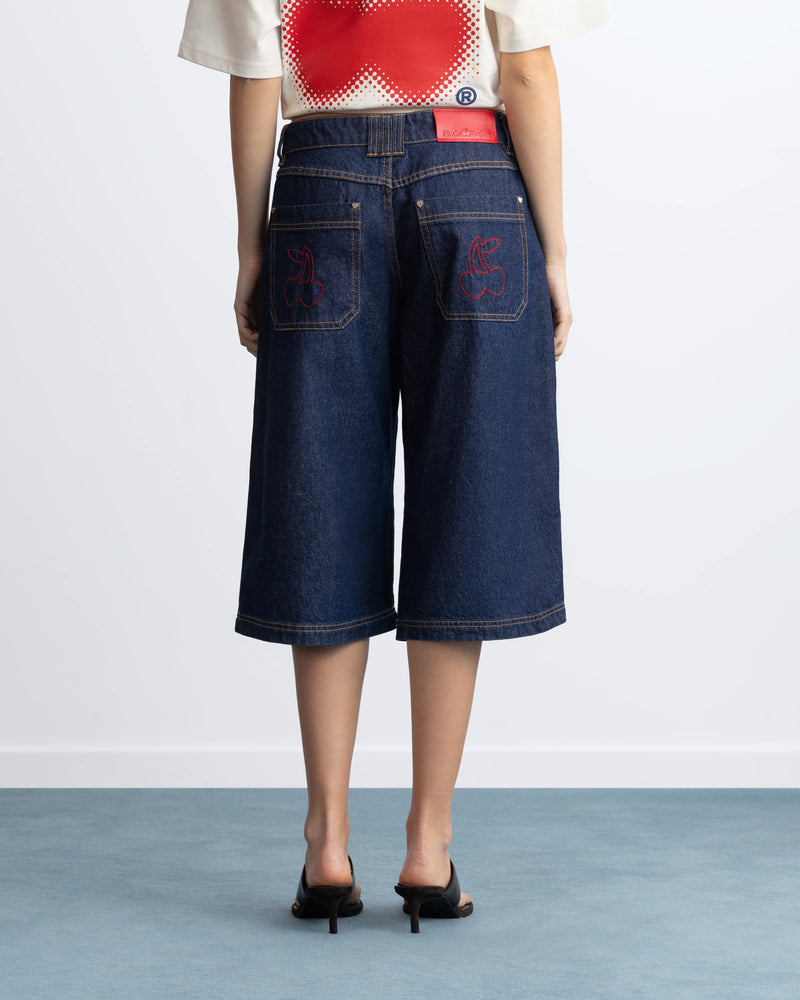 WOMAN [Model is 173 cm / 5’8” wearing size 36]