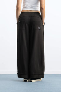 The Sick Day Sweatpants Black