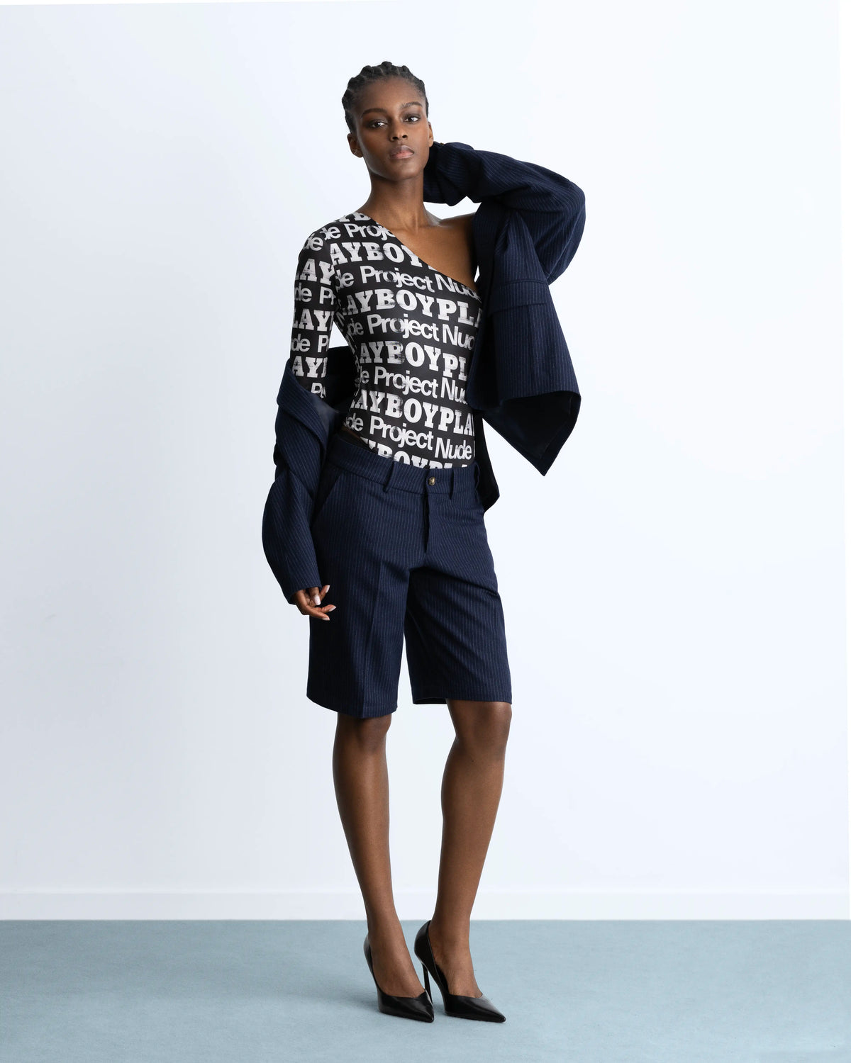 WOMAN [Model is 1.78 m / 5’10” wearing size S]