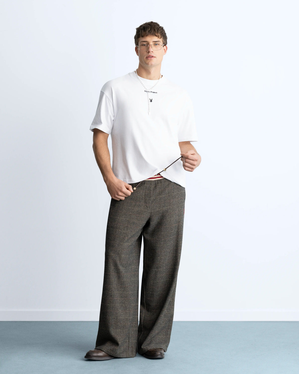 MAN [Model is 1.86 m / 6’1” wearing size M]
