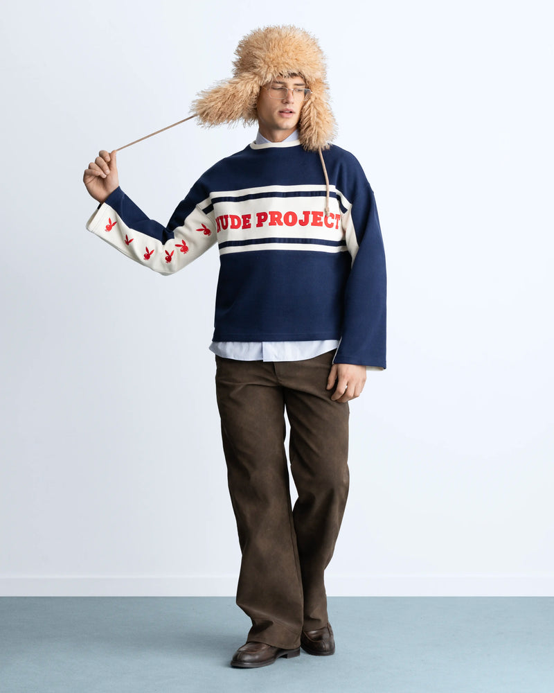 MAN [Model is 1.86 m / 6’1” wearing size M]