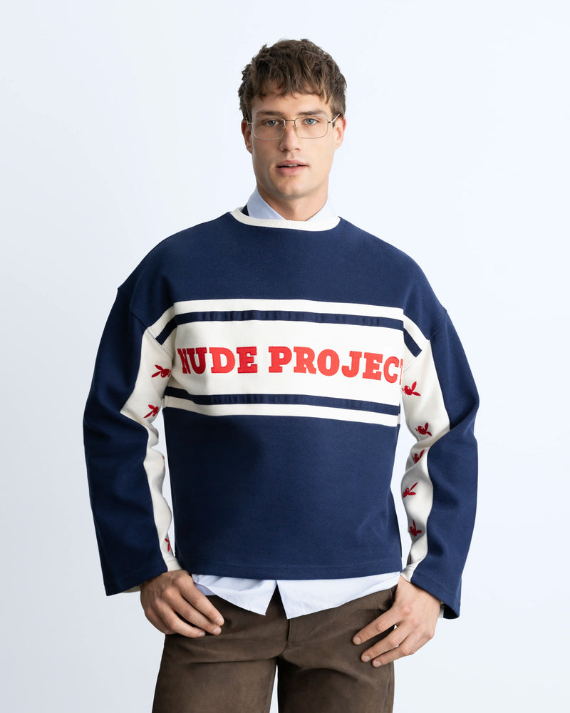 MAN [Model is 1.86 m / 6’1” wearing size M]