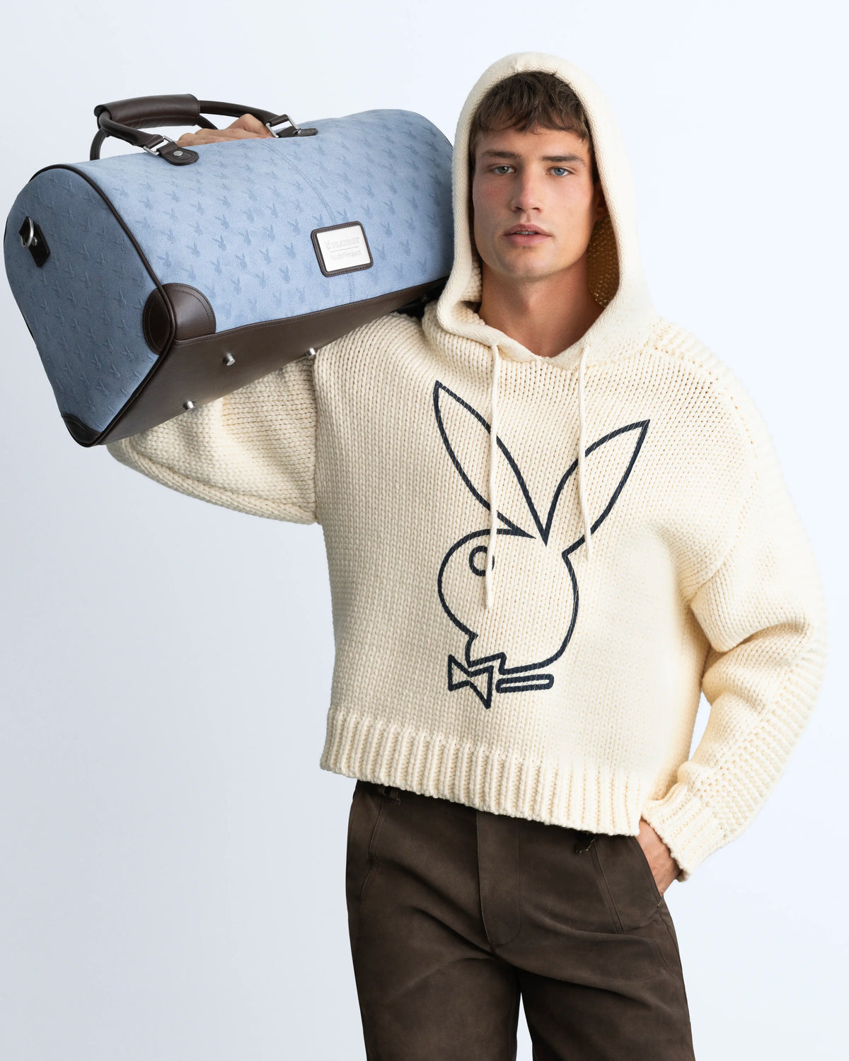 MAN [Model is 1.86 m / 6’1” wearing size M]